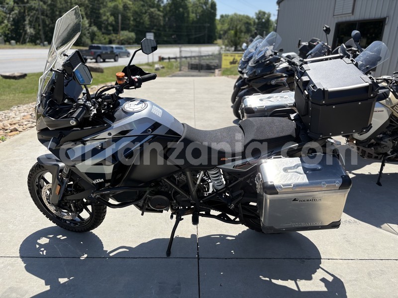 Big with watermark ktm superduke arusha arusha 33449