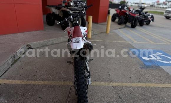 Buy Used Yamaha YZ White Bike in Dar es Salaam in Dar es Salaam Buy Used Yamaha YZ White Bike in Dar es Salaam in Dar es Salaam