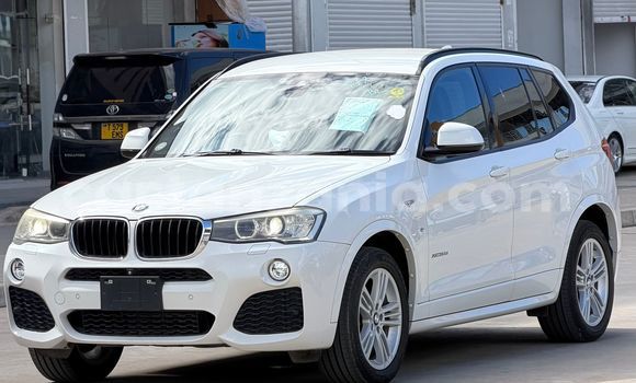 Nunua Imported BMW X3 Nyeupe Gari ndani ya Dar es Salaam nchini Dar es Salaam