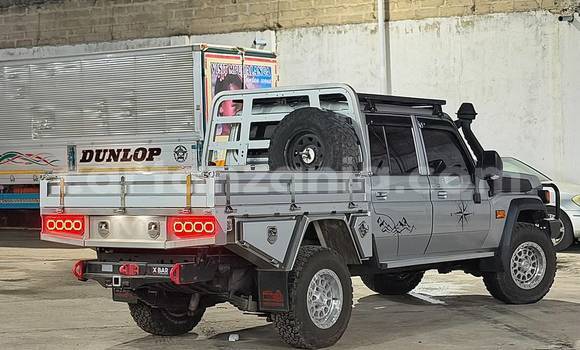 Buy Import Toyota Land Cruiser Silver Car in Dar es Salaam in Dar es Salaam Buy Import Toyota Land Cruiser Silver Car in Dar es Salaam in Dar es Salaam