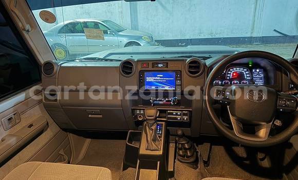 Buy Import Toyota Land Cruiser Silver Car in Dar es Salaam in Dar es Salaam Buy Import Toyota Land Cruiser Silver Car in Dar es Salaam in Dar es Salaam