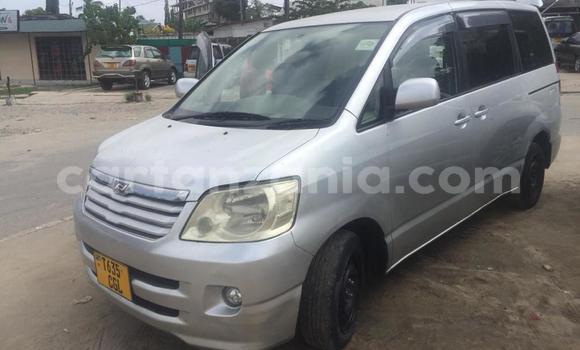 Buy Used Toyota Noah Silver Car in Dar es Salaam in Dar es Salaam Buy Used Toyota Noah Silver Car in Dar es Salaam in Dar es Salaam
