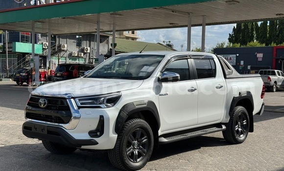 Buy Import Toyota Hilux White Car in Dar es Salaam in Dar es Salaam Buy Import Toyota Hilux White Car in Dar es Salaam in Dar es Salaam