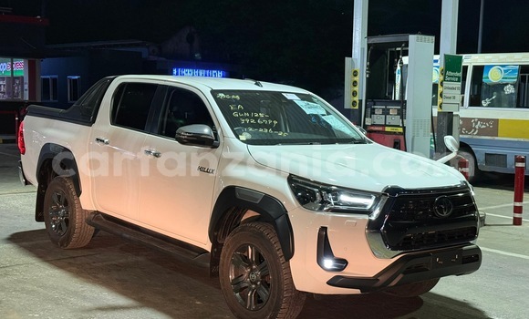 Buy Import Toyota Hilux White Car in Dar es Salaam in Dar es Salaam Buy Import Toyota Hilux White Car in Dar es Salaam in Dar es Salaam
