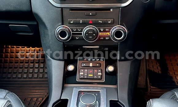 Buy Import Land Rover Discovery Green Car in Dar es Salaam in Dar es Salaam Buy Import Land Rover Discovery Green Car in Dar es Salaam in Dar es Salaam