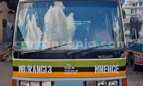 Nunua Ilio tumika Nissan Caravan Kijani Gari ndani ya Dar es Salaam nchini Dar es Salaam Nunua Ilio tumika Nissan Caravan Kijani Gari ndani ya Dar es Salaam nchini Dar es Salaam