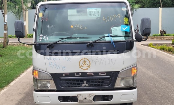 Buy Used Mitsubishi Fuso Fighter White Truck in Dar es Salaam in Dar es Salaam