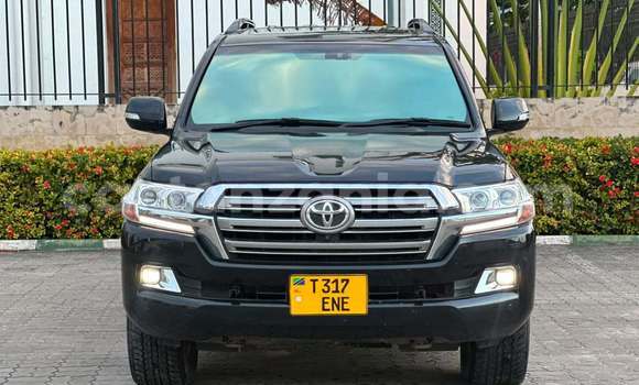 Buy Used Toyota Land Cruiser Black Car in Dar es Salaam in Dar es Salaam