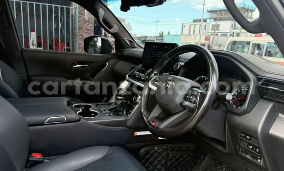 Nunua Ilio tumika Toyota Land Cruiser Nyeusi Gari ndani ya Dar es Salaam nchini Dar es Salaam Nunua Ilio tumika Toyota Land Cruiser Nyeusi Gari ndani ya Dar es Salaam nchini Dar es Salaam