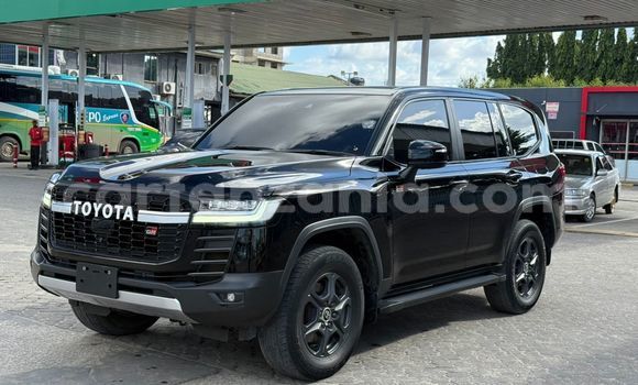 Buy Import Toyota Land Cruiser Black Car in Dar es Salaam in Dar es Salaam Buy Import Toyota Land Cruiser Black Car in Dar es Salaam in Dar es Salaam