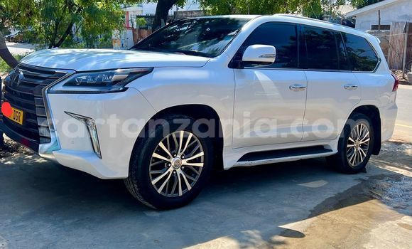 Buy Used Lexus LX 450 White Car in Dar es Salaam in Dar es Salaam Buy Used Lexus LX 450 White Car in Dar es Salaam in Dar es Salaam