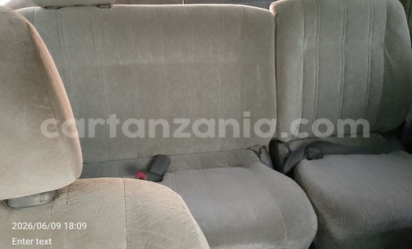 Buy Import Toyota Noah Silver Car in Dar es Salaam in Dar es Salaam Buy Import Toyota Noah Silver Car in Dar es Salaam in Dar es Salaam