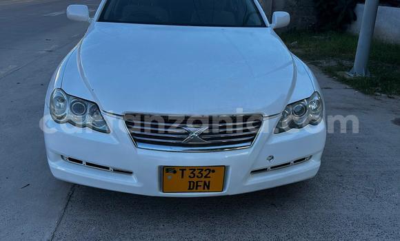 Buy Used Toyota Mark X White Car in Dar es Salaam in Dar es Salaam