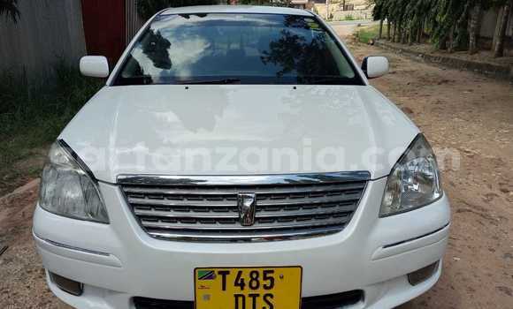 Buy Used Toyota Premio White Car in Dar es Salaam in Dar es Salaam