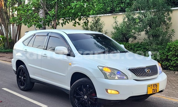 Buy Used Toyota Harrier White Car in Dar es Salaam in Dar es Salaam Buy Used Toyota Harrier White Car in Dar es Salaam in Dar es Salaam