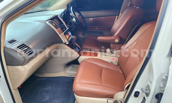 Buy Used Toyota Harrier White Car in Dar es Salaam in Dar es Salaam Buy Used Toyota Harrier White Car in Dar es Salaam in Dar es Salaam