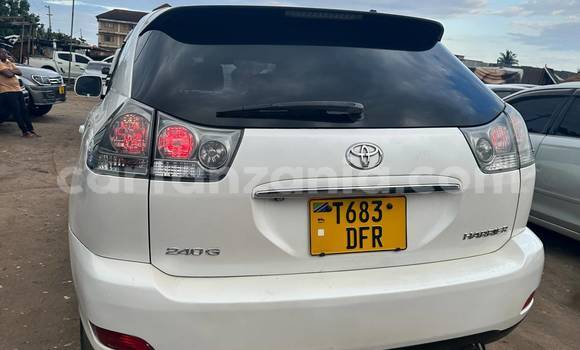 Buy Used Toyota Harrier White Car in Dar es Salaam in Dar es Salaam Buy Used Toyota Harrier White Car in Dar es Salaam in Dar es Salaam