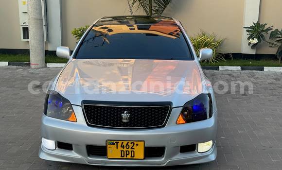 Buy Used Toyota Crown Silver Car in Dar es Salaam in Dar es Salaam