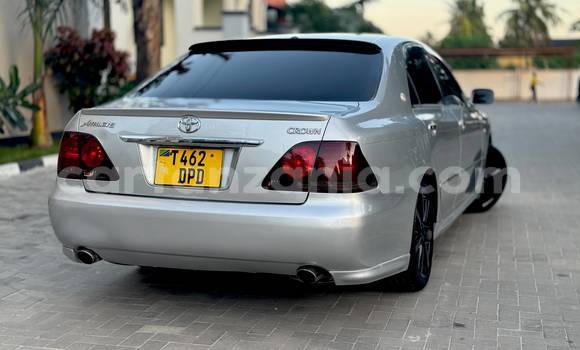 Nunua Ilio tumika Toyota Crown Fedha Gari ndani ya Dar es Salaam nchini Dar es Salaam Nunua Ilio tumika Toyota Crown Fedha Gari ndani ya Dar es Salaam nchini Dar es Salaam