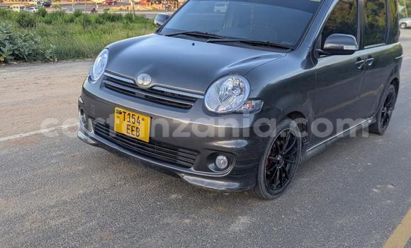 Buy Used Toyota Sienta Other Car in Dar es Salaam in Dar es Salaam Buy Used Toyota Sienta Other Car in Dar es Salaam in Dar es Salaam