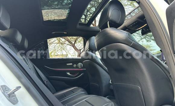 Buy Import Mercedes-Benz E-Classe White Car in Dar es Salaam in Dar es Salaam Buy Import Mercedes-Benz E-Classe White Car in Dar es Salaam in Dar es Salaam