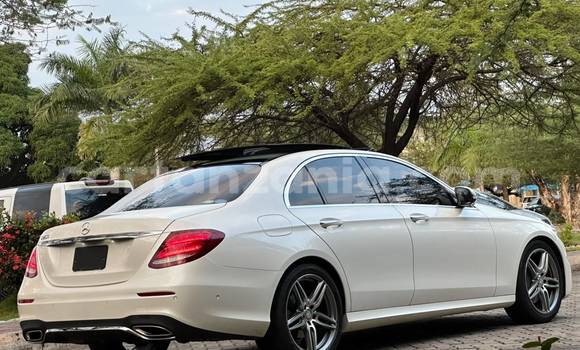 Buy Import Mercedes-Benz E-Classe White Car in Dar es Salaam in Dar es Salaam Buy Import Mercedes-Benz E-Classe White Car in Dar es Salaam in Dar es Salaam