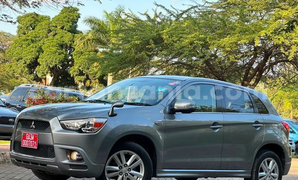 Nunua Mpya Mitsubishi RVR Fedha Gari ndani ya Dar es Salaam nchini Dar es Salaam