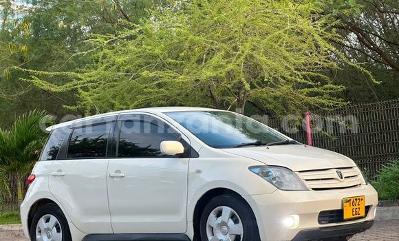 Nunua Ilio tumika Toyota IST Nyeupe Gari ndani ya Dar es Salaam nchini Dar es Salaam Nunua Ilio tumika Toyota IST Nyeupe Gari ndani ya Dar es Salaam nchini Dar es Salaam