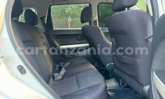 Nunua Ilio tumika Toyota IST Nyeupe Gari ndani ya Dar es Salaam nchini Dar es Salaam Nunua Ilio tumika Toyota IST Nyeupe Gari ndani ya Dar es Salaam nchini Dar es Salaam
