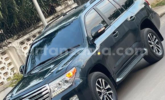 Nunua Ilio tumika Toyota Land Cruiser Nyeusi Gari ndani ya Dar es Salaam nchini Dar es Salaam Nunua Ilio tumika Toyota Land Cruiser Nyeusi Gari ndani ya Dar es Salaam nchini Dar es Salaam