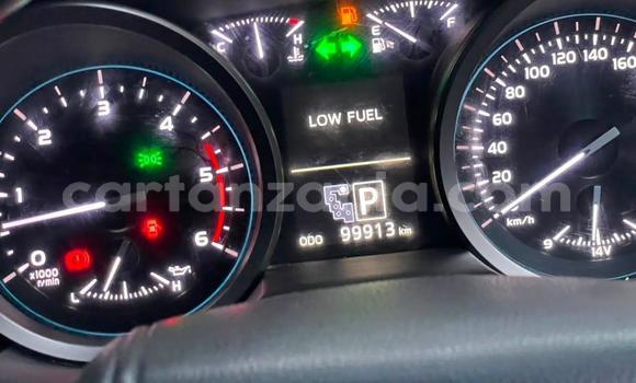 Nunua Ilio tumika Toyota Land Cruiser Nyeusi Gari ndani ya Dar es Salaam nchini Dar es Salaam Nunua Ilio tumika Toyota Land Cruiser Nyeusi Gari ndani ya Dar es Salaam nchini Dar es Salaam