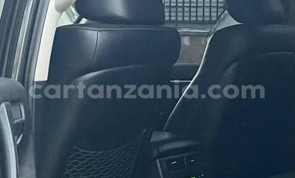Nunua Ilio tumika Toyota Land Cruiser Nyeusi Gari ndani ya Dar es Salaam nchini Dar es Salaam Nunua Ilio tumika Toyota Land Cruiser Nyeusi Gari ndani ya Dar es Salaam nchini Dar es Salaam