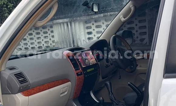 Buy Used Toyota Land Cruiser Prado White Car in Dar es Salaam in Dar es Salaam Buy Used Toyota Land Cruiser Prado White Car in Dar es Salaam in Dar es Salaam