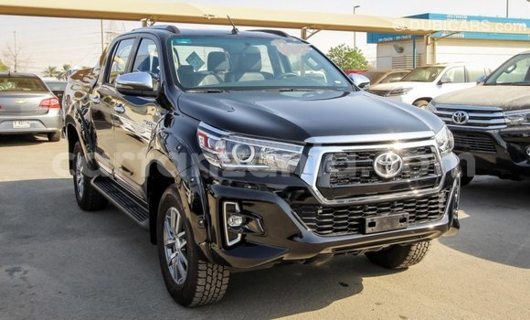 Nunua Imported Toyota Land Cruiser Nyeusi Gari ndani ya Import - Dubai nchini Arusha Nunua Imported Toyota Land Cruiser Nyeusi Gari ndani ya Import - Dubai nchini Arusha