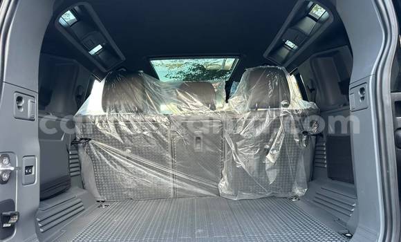 Buy Import Land Rover Defender Black Car in Dar es Salaam in Dar es Salaam Buy Import Land Rover Defender Black Car in Dar es Salaam in Dar es Salaam