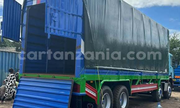 Nunua Ilio tumika Scania 113–320 Nyingine Lori ndani ya Dar es Salaam nchini Dar es Salaam Nunua Ilio tumika Scania 113–320 Nyingine Lori ndani ya Dar es Salaam nchini Dar es Salaam