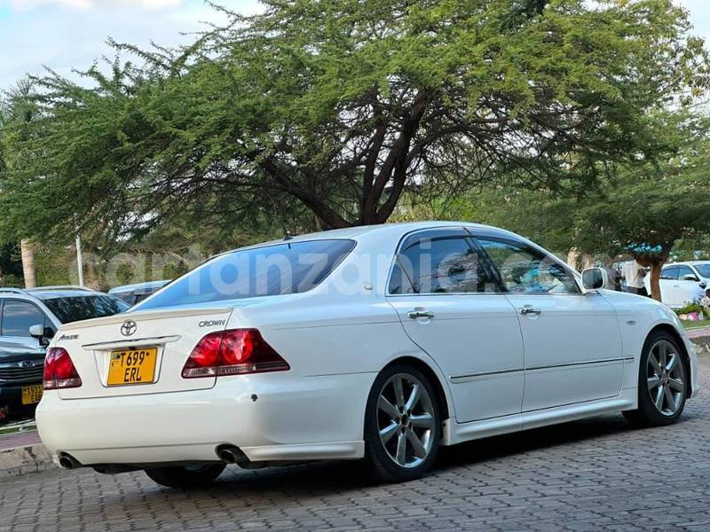 Big with watermark toyota crown dar es salaam dar es salaam 33555