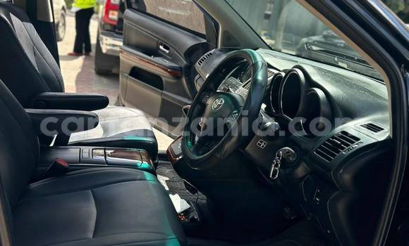 Nunua Ilio tumika Toyota Harrier Nyeusi Gari ndani ya Dar es Salaam nchini Dar es Salaam Nunua Ilio tumika Toyota Harrier Nyeusi Gari ndani ya Dar es Salaam nchini Dar es Salaam