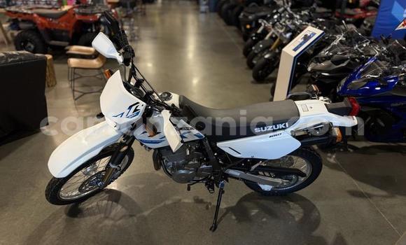Buy Used Suzuki DR-Z White Bike in Arusha in Arusha Buy Used Suzuki DR-Z White Bike in Arusha in Arusha
