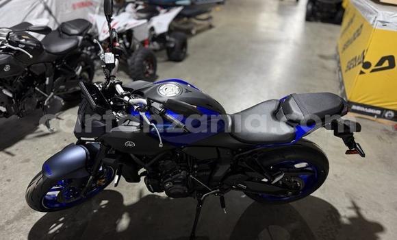 Nunua Ilio tumika Yamaha MT Bluu Bike ndani ya Kahama Mjini nchini Shinyanga Nunua Ilio tumika Yamaha MT Bluu Bike ndani ya Kahama Mjini nchini Shinyanga