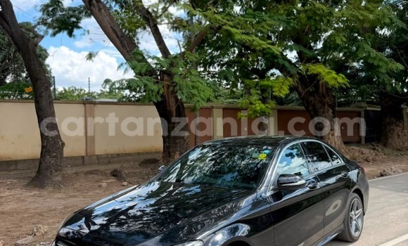 Buy Used Mercedes-Benz C-Classe Black Car in Dar es Salaam in Dar es Salaam Buy Used Mercedes-Benz C-Classe Black Car in Dar es Salaam in Dar es Salaam