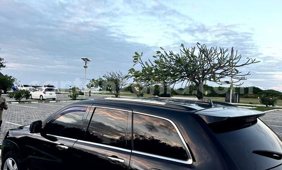 Buy Used Jeep Grand Cherokee Black Car in Dar es Salaam in Dar es Salaam Buy Used Jeep Grand Cherokee Black Car in Dar es Salaam in Dar es Salaam