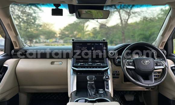 Buy Used Toyota Land Cruiser White Car in Dar es Salaam in Dar es Salaam Buy Used Toyota Land Cruiser White Car in Dar es Salaam in Dar es Salaam