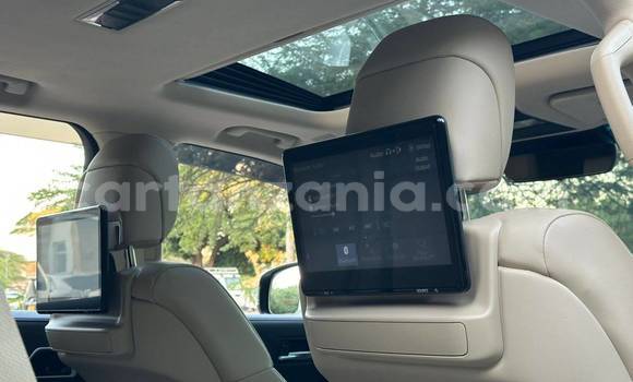 Buy Used Toyota Land Cruiser White Car in Dar es Salaam in Dar es Salaam Buy Used Toyota Land Cruiser White Car in Dar es Salaam in Dar es Salaam