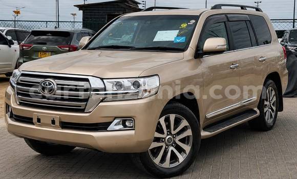 Nunua Imported Toyota Land Cruiser Nyingine Gari ndani ya Dar es Salaam nchini Dar es Salaam Nunua Imported Toyota Land Cruiser Nyingine Gari ndani ya Dar es Salaam nchini Dar es Salaam