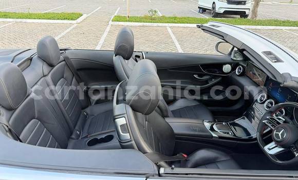 Buy Used Mercedes-Benz C-Classe White Car in Dar es Salaam in Dar es Salaam Buy Used Mercedes-Benz C-Classe White Car in Dar es Salaam in Dar es Salaam