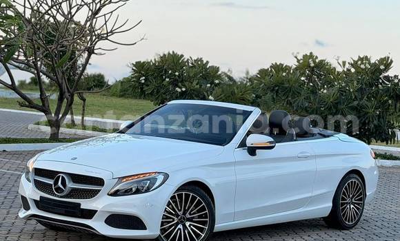 Buy Used Mercedes-Benz C-Classe White Car in Dar es Salaam in Dar es Salaam Buy Used Mercedes-Benz C-Classe White Car in Dar es Salaam in Dar es Salaam