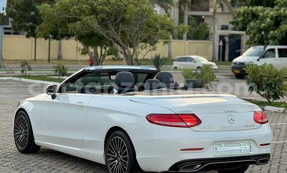 Buy Used Mercedes-Benz C-Classe White Car in Dar es Salaam in Dar es Salaam Buy Used Mercedes-Benz C-Classe White Car in Dar es Salaam in Dar es Salaam