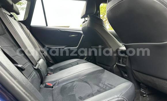 Nunua Imported Toyota RAV4 Bluu Gari ndani ya Dar es Salaam nchini Dar es Salaam Nunua Imported Toyota RAV4 Bluu Gari ndani ya Dar es Salaam nchini Dar es Salaam