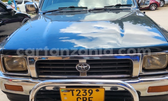 Buy Used Toyota Hilux Green Car in Dar es Salaam in Dar es Salaam Buy Used Toyota Hilux Green Car in Dar es Salaam in Dar es Salaam